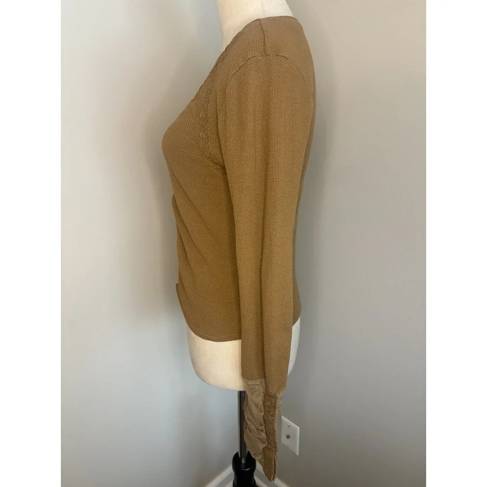 Free People Wear Me Out Thermal Top M Medium Brown Caramel Olive Green Lace EUC